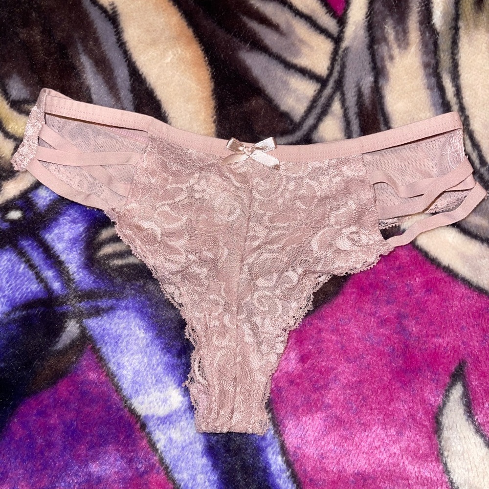 Tilly’s Pastel Pink Lace Thong